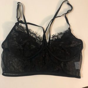Black bustier lace